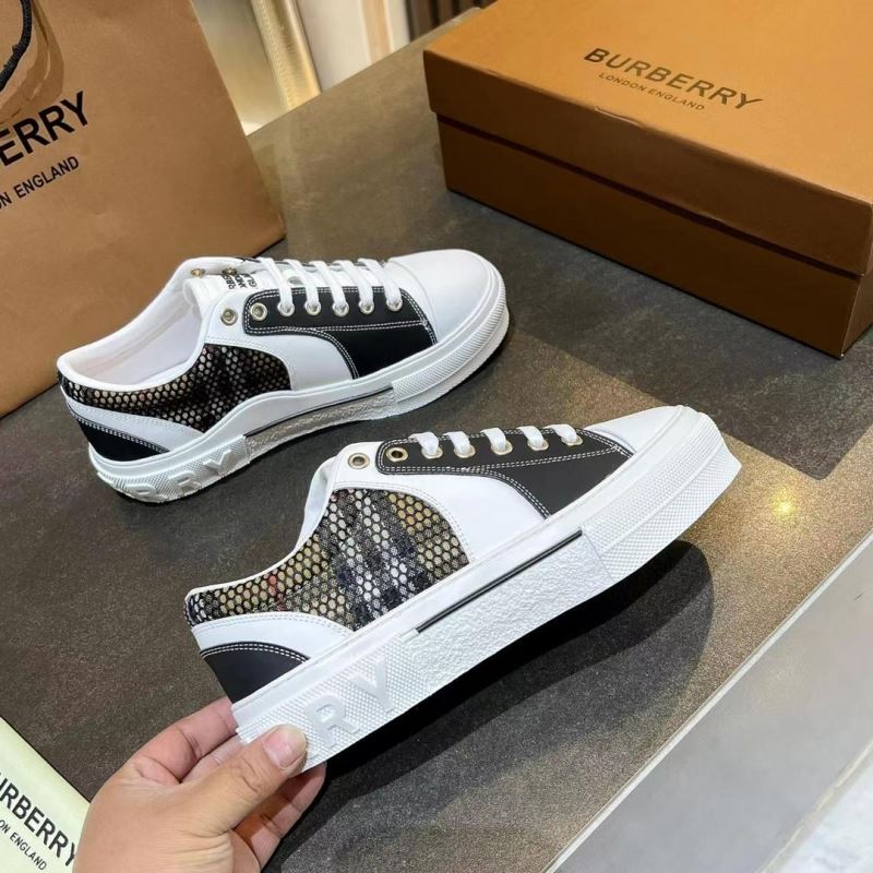 Burberry Low Shoes